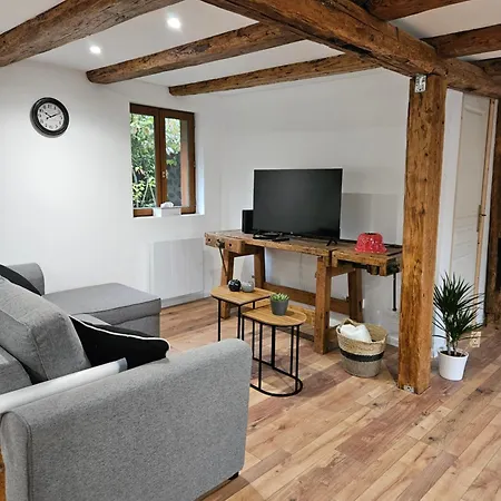 Nyaraló A La Fontaine